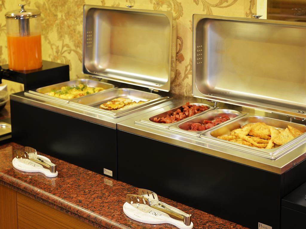 Hotel Austria Tiranë Luaran gambar