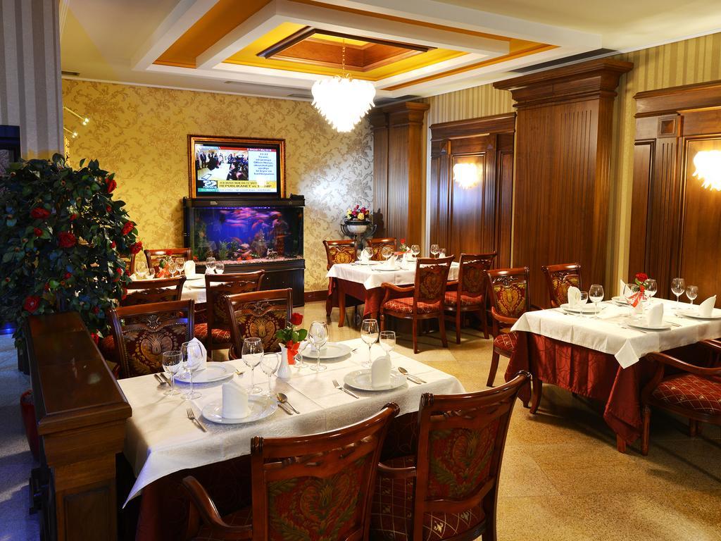 Hotel Austria Tiranë Luaran gambar