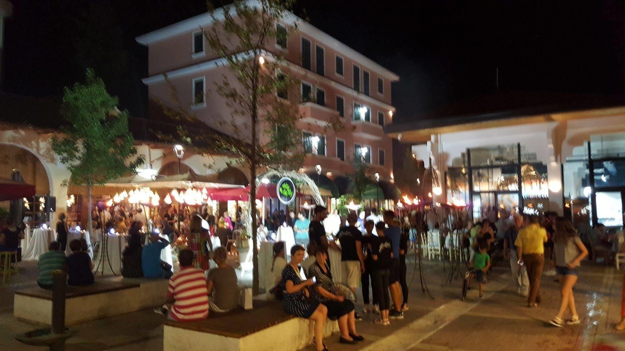 Hotel Austria Tiranë Luaran gambar